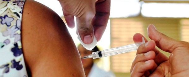 Saúde pública oferece 18 tipos de vacinas
