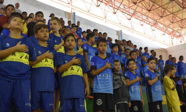 Associação Esporte e Vida, em parceria com a Companhia Siderúrgica Nacional, lança escola de futebol gratuita em Sobradinho