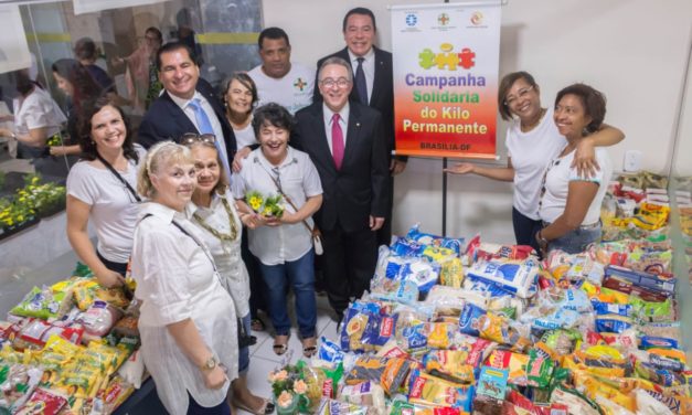 Fundação Mokiti Okada entrega álcool em gel e luvas ao Lar dos Velhinhos Bezerra de Menezes