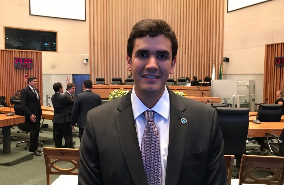Rafael Prudente é reeleito para a presidência da Câmara Legislativa