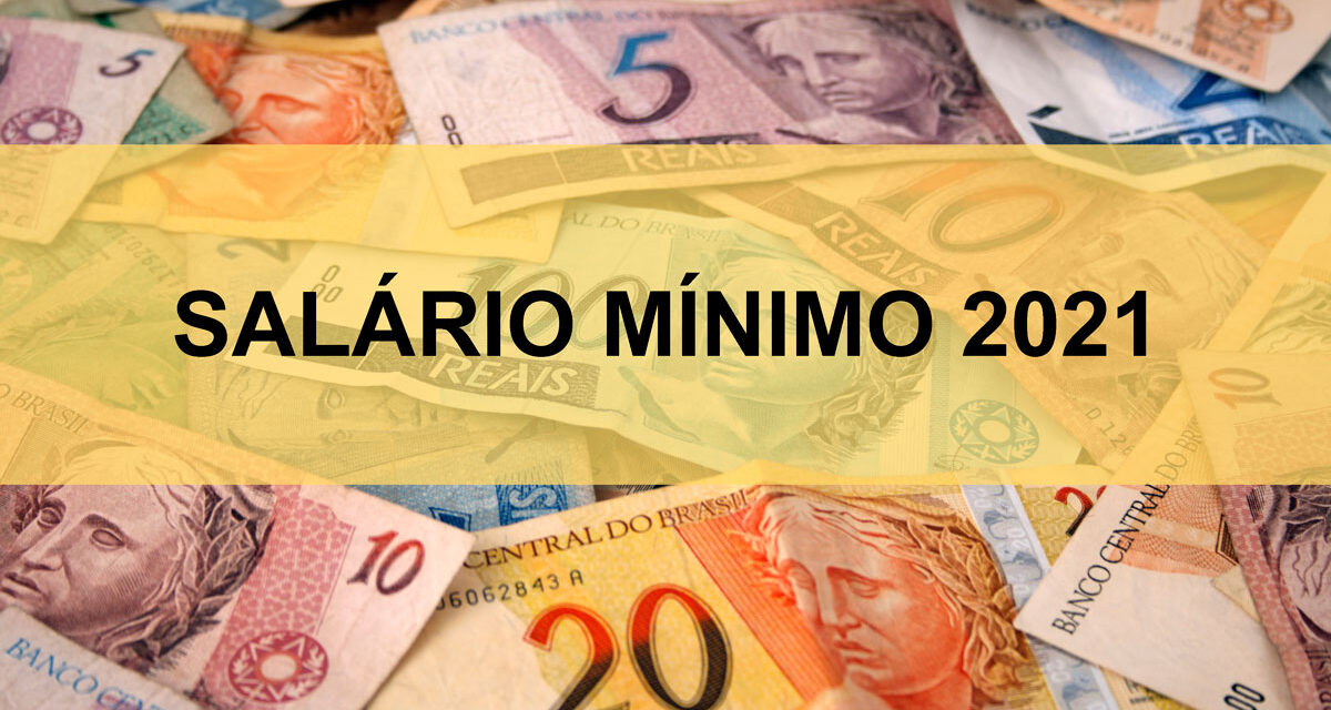 Bolsonaro anuncia aumento do salário mínimo que entra em vigor em janeiro de 2021