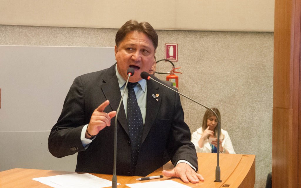 CLDF presta homenagem ao movimento católico Terço dos Homens