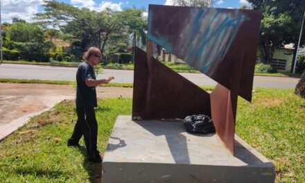 Toninho de Souza revitaliza a Praça Teodoro Freire